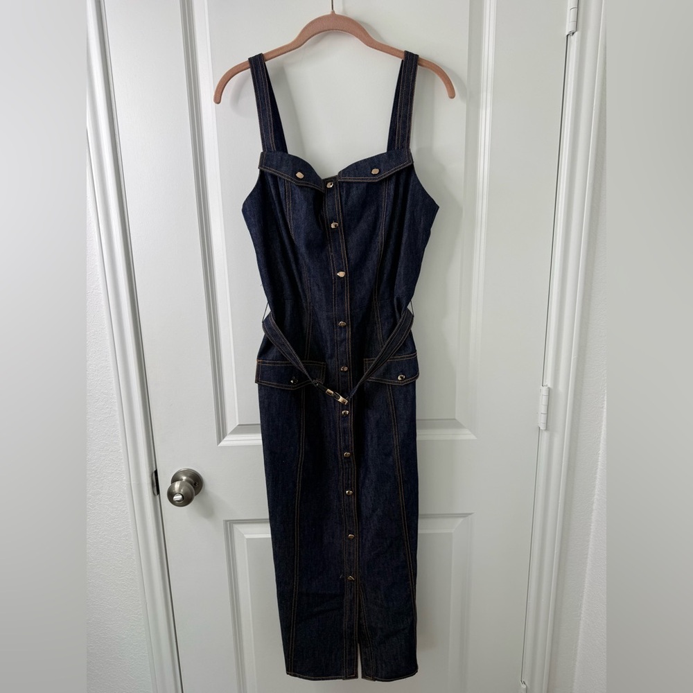 Nicholas the Label Shea Denim Button-Front
Midi-Dress Size 8 NWT - Picture 8 of 16